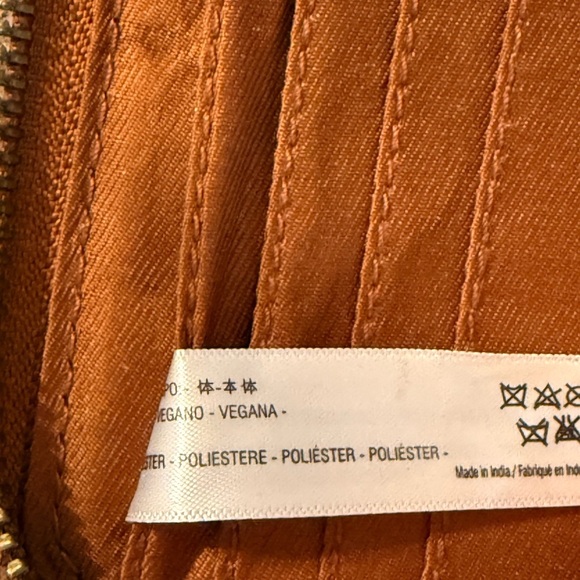 Free People Brown Vegan Leather Wristlet Wallet 8x4 Zip Around Closure CC Slots - Picture 8 of 14